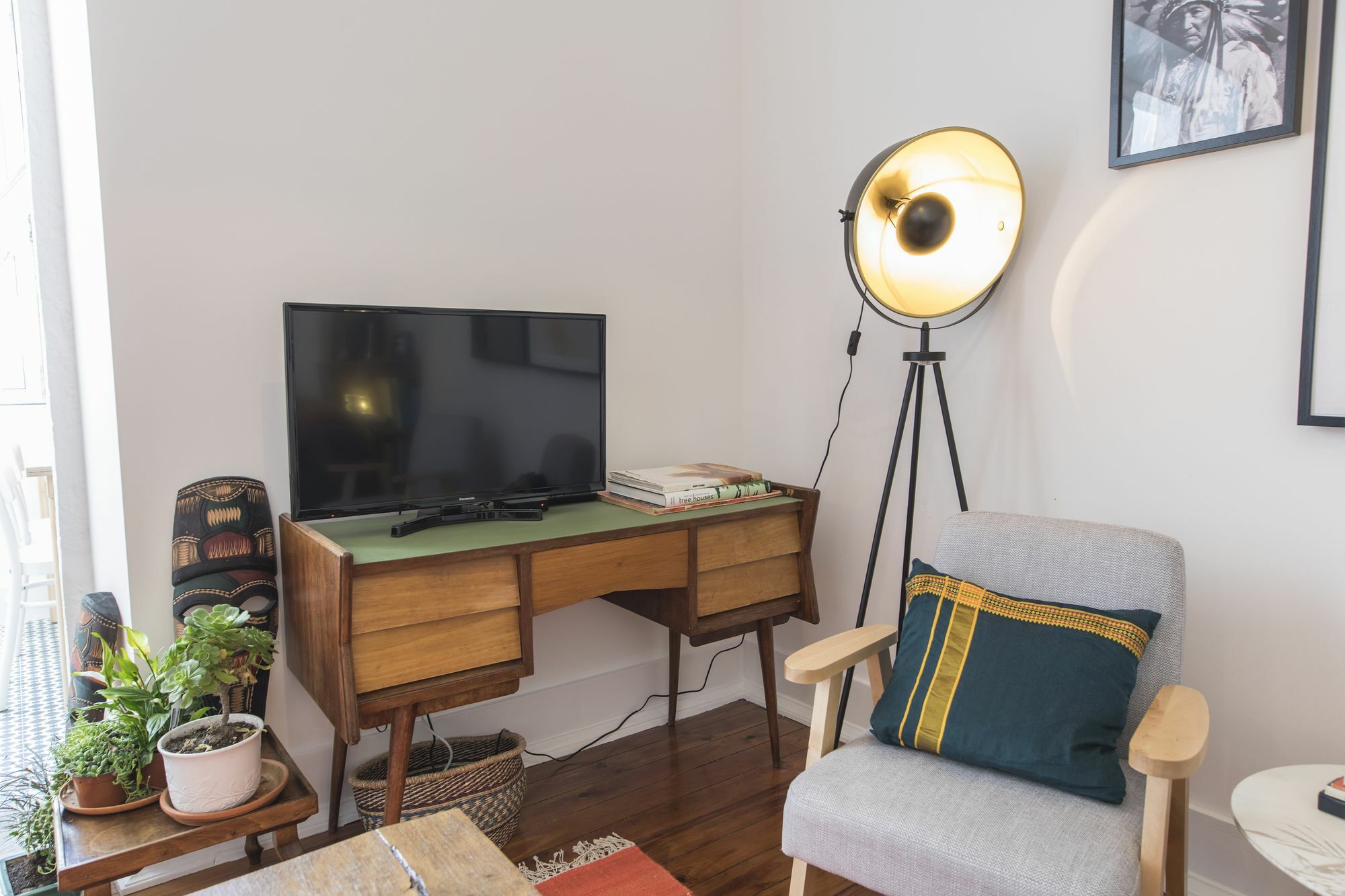 Apartment La La